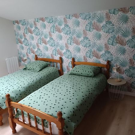 Charmante Maison En Pierres Sainte-Radégonde-des-Noyers Eksteriør billede